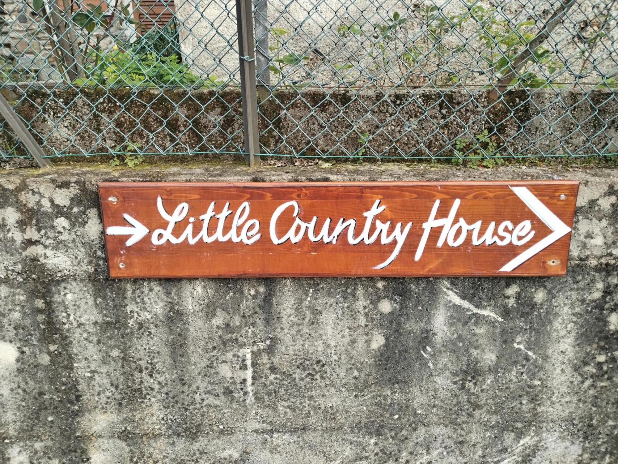 Little Country House Bellano Bagian luar foto